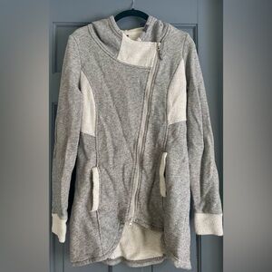 Mondetta Gray and Cream Sweater Jacket